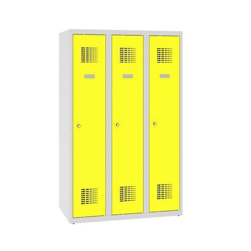 Niższe szafki szatniowe szkolne, 3 słupki, 300 mm, zamek cylindryczny ryglowany w trzech punktach