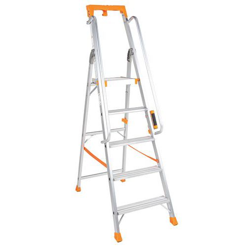 Profesjonalne stopnie aluminiowe z uchwytami Manutan Expert - Profesjonalna drabina aluminiowa z platformą Manutan Expert, 5 stopni