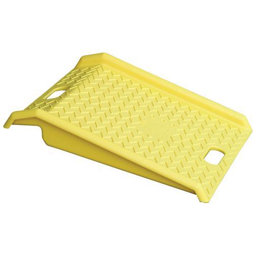 Przenośna plastikowa rampa Poly Curb Ramp, żółta, 68,6 x 68,6 cm